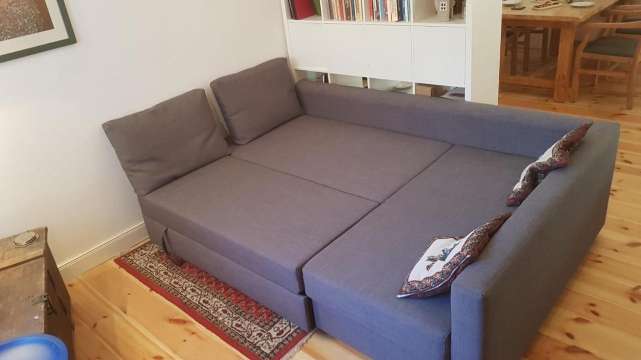 Fewo Garten - Eigener Eingang- Wlan-Parkplatz,Netflix, Terrasse,Doppelbett Und Schlafcouch Oberhausen  Luaran gambar
